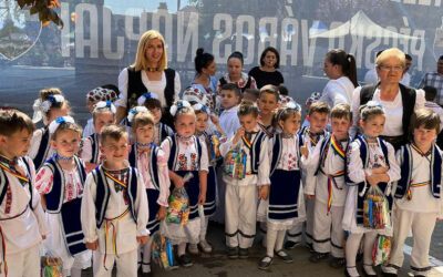 Cei mai mici dintre noi au participat la Festivalul – Concurs regional de folclor